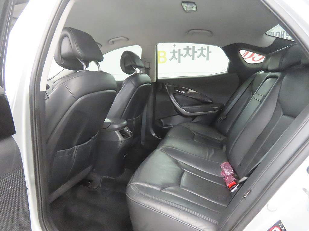 HYUNDAI Grandeur - Vista 6