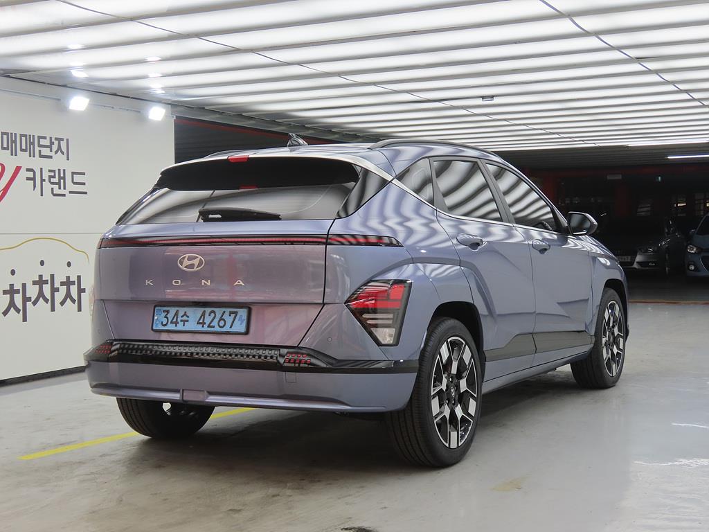 HYUNDAI Kona - Vista 4