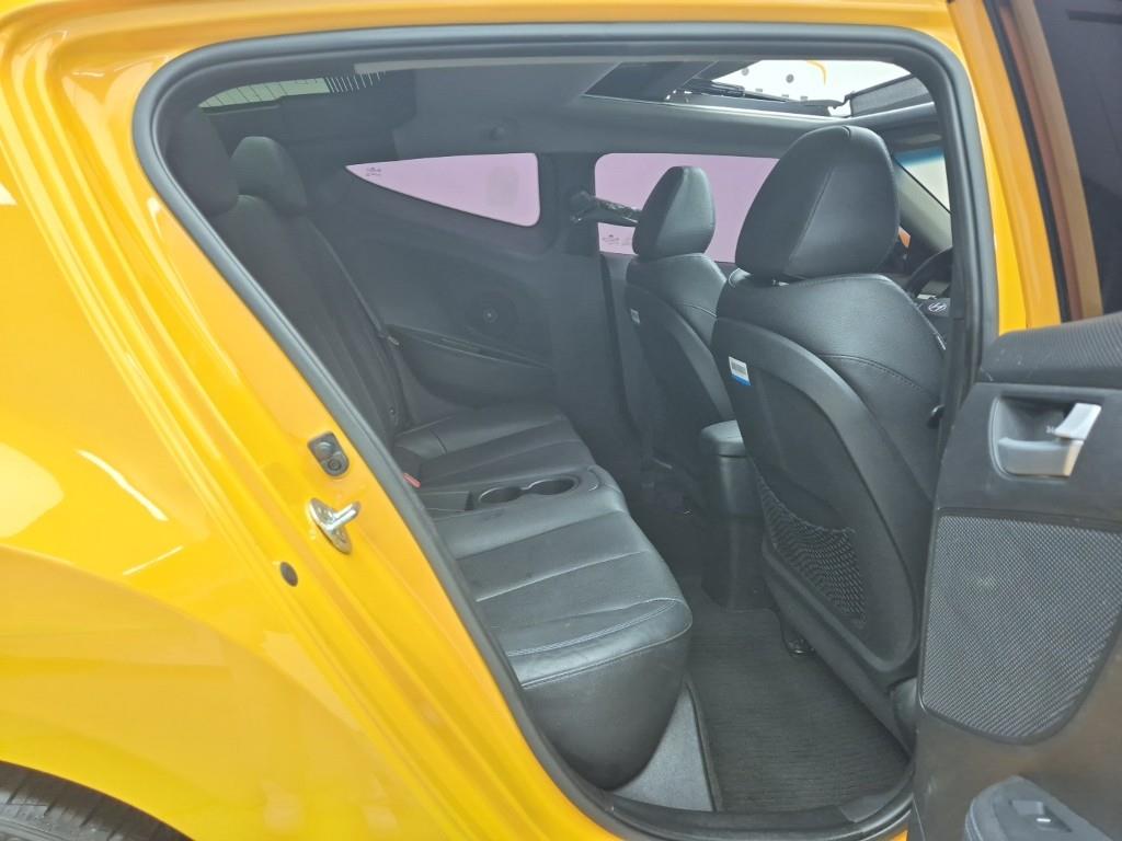 HYUNDAI Veloster - Vista 12