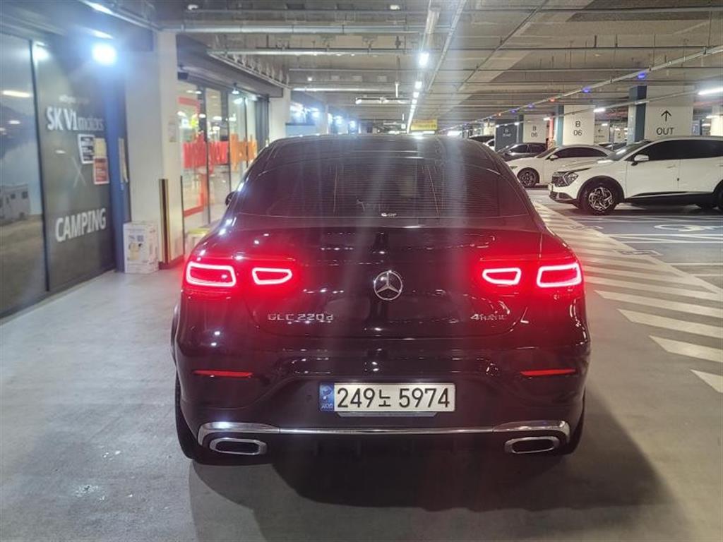 Mercedes Benz GLC Class - Vista 5