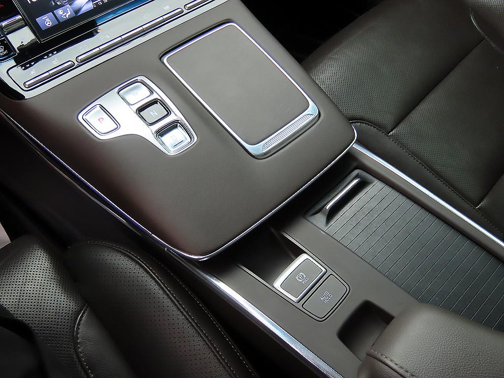 HYUNDAI Grandeur - Vista 11