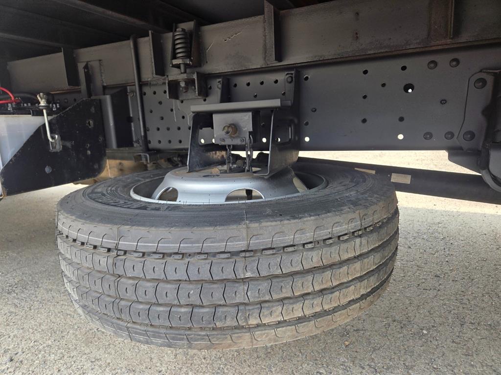 medium and large cargo truck 2024 Blanco - Importación desde Corea - HF Imports Iquique - Foto 13