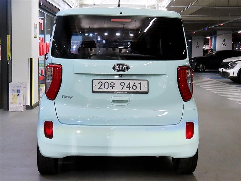 KIA Ray - Vista 5