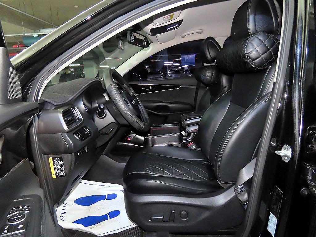 KIA Sorento - Vista 6