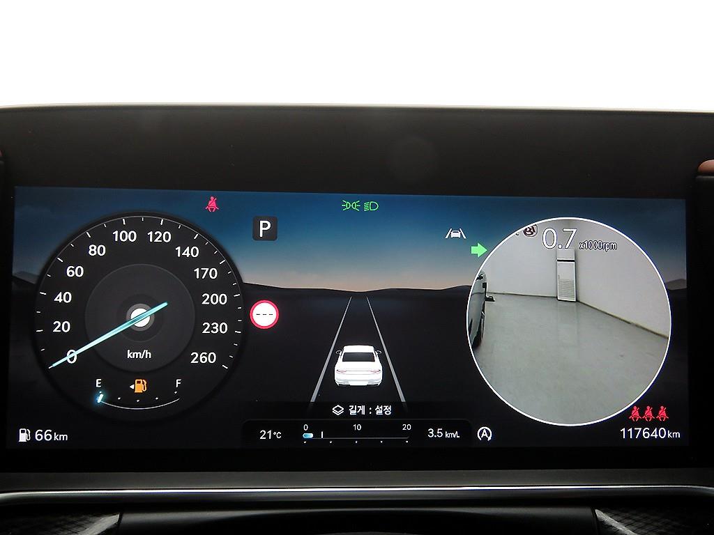 Genesis G90 - Vista 12