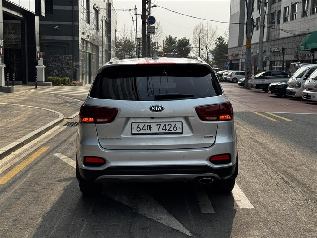KIA Sorento - Vista 4