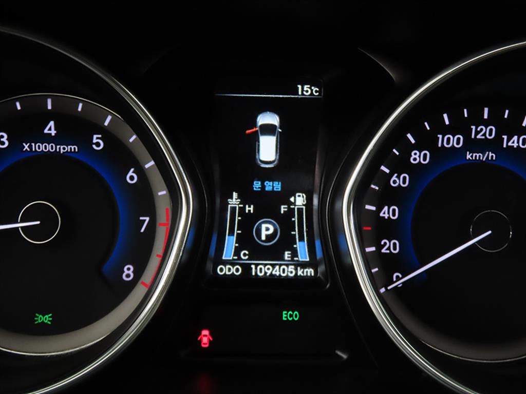 HYUNDAI i30 - Vista 8