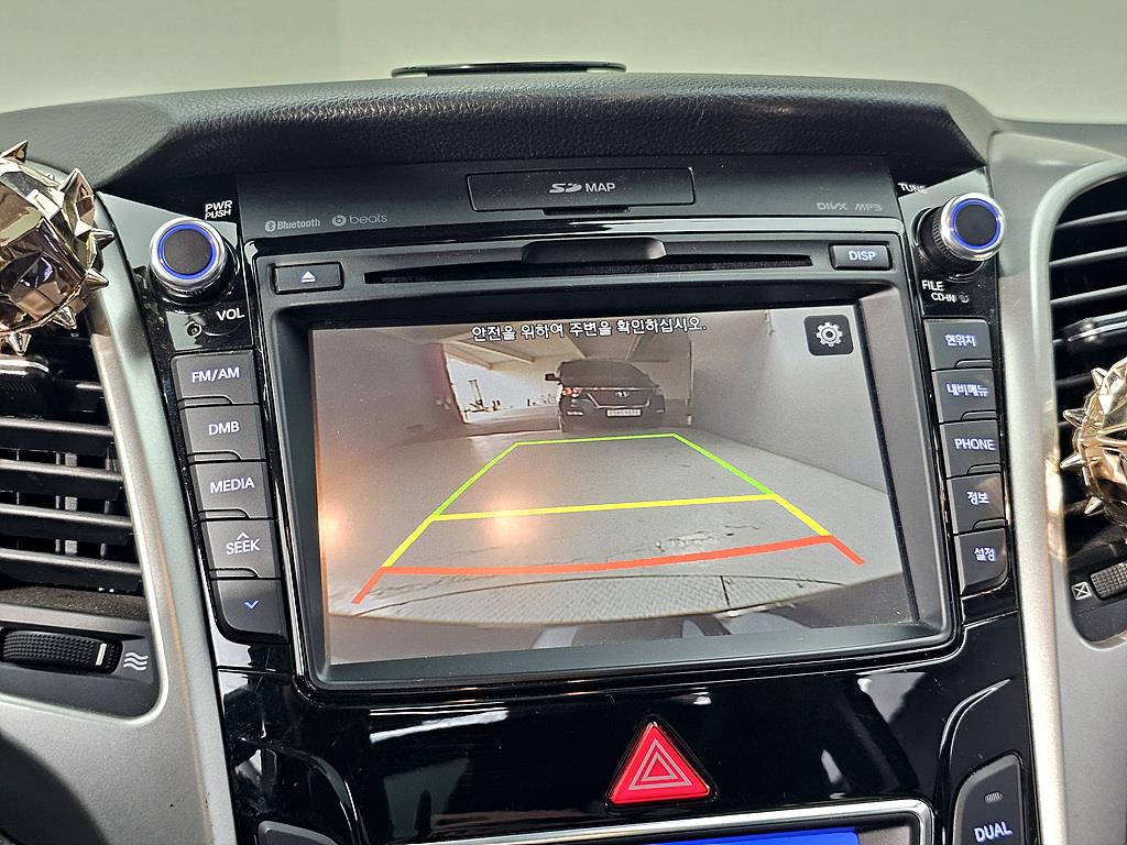 HYUNDAI i30 2016 Negro - Importación desde Corea - HF Imports Iquique - Foto 15