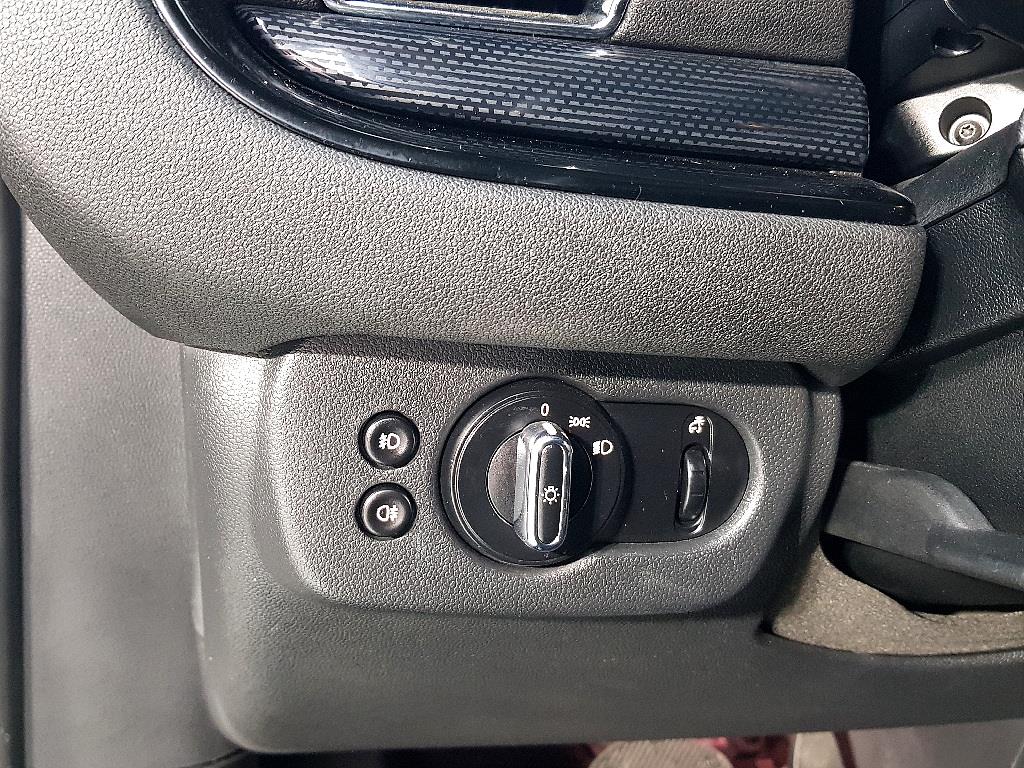 Mini Clubman - Vista 12