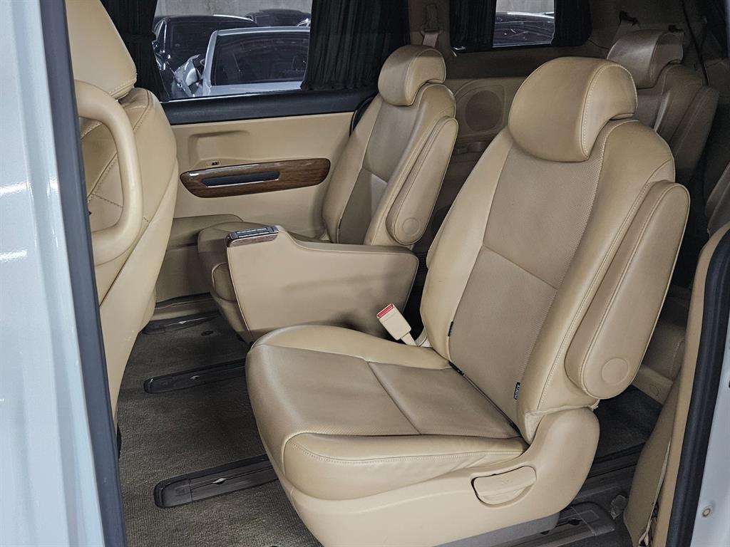 KIA Carnival 2016 Blanco - Importación desde Corea - HF Imports Iquique - Foto 16