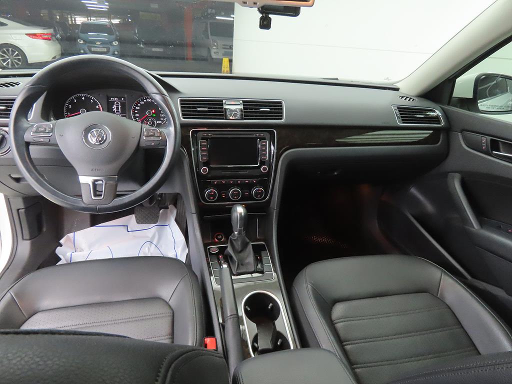 Volkswagen Passat - Vista 7