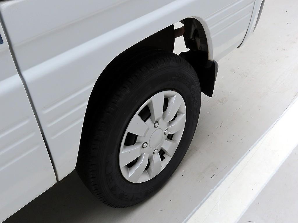 DAEWOO Damas 2018 Blanco - Importación desde Corea - HF Imports Iquique - Foto 19