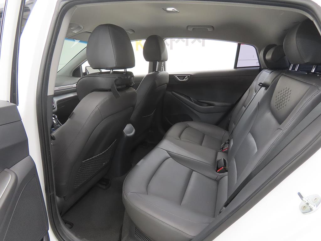 HYUNDAI Ioniq - Vista 6