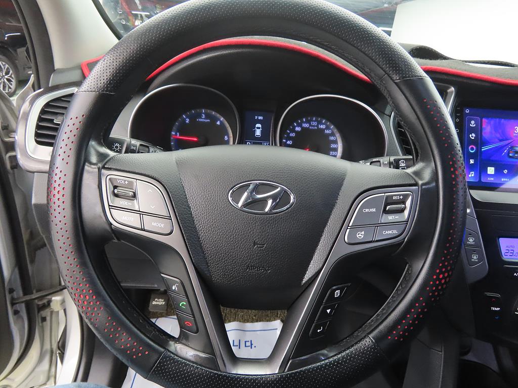 HYUNDAI Santa Fe - Vista 8