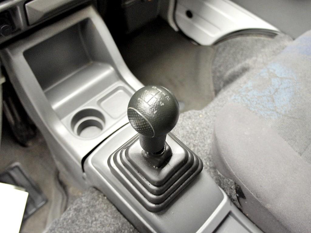 DAEWOO Damas 2021 Blanco - Importación desde Corea - HF Imports Iquique - Foto 10