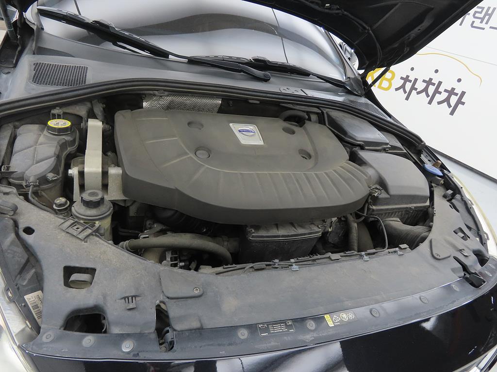 Volvo S60 2013 Negro - Importación desde Corea - HF Imports Iquique - Foto 19