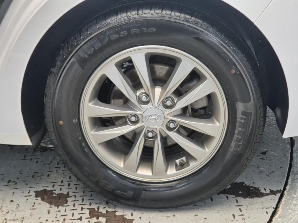 HYUNDAI Avante 2019 Blanco - Importación desde Corea - HF Imports Iquique - Foto 20