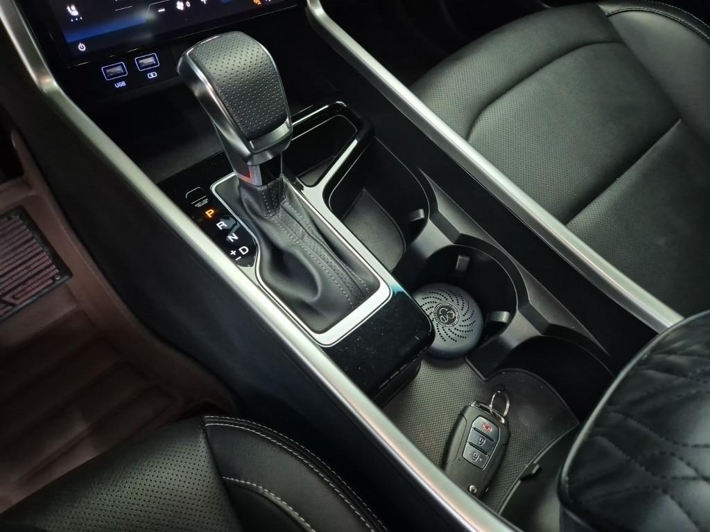 Ssangyong Torres - Vista 8