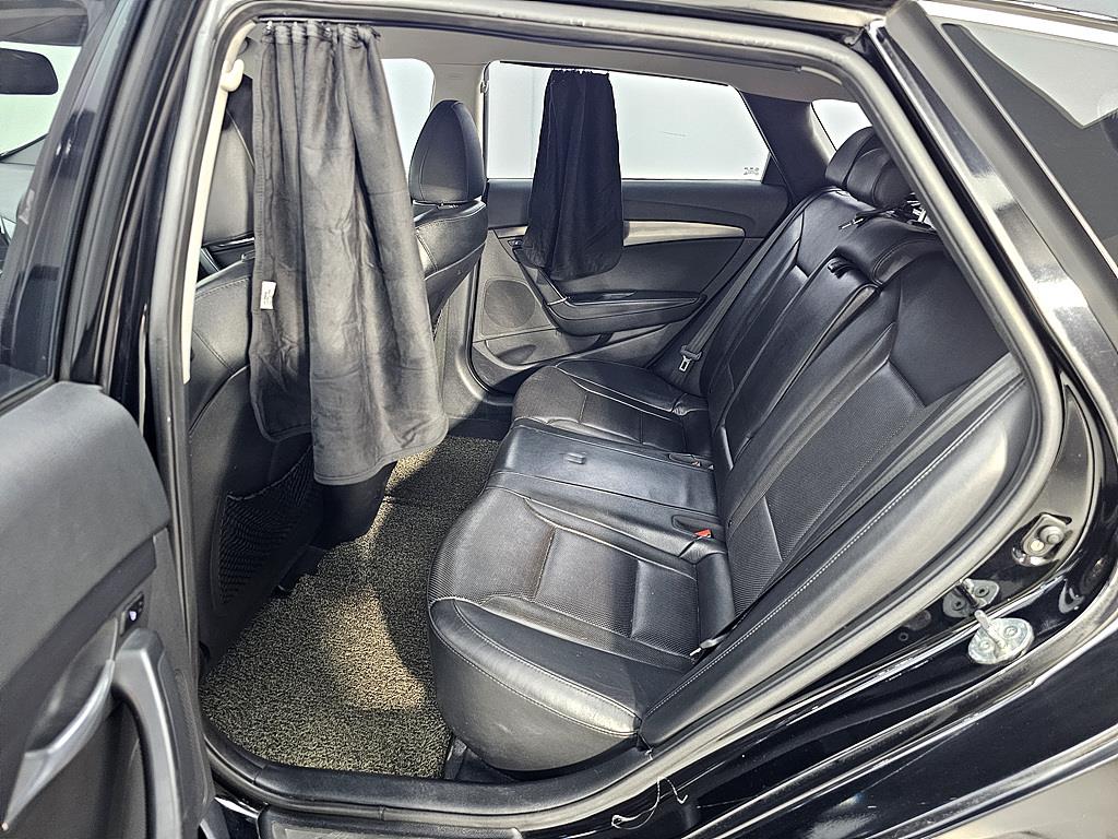 HYUNDAI i40 - Vista 9