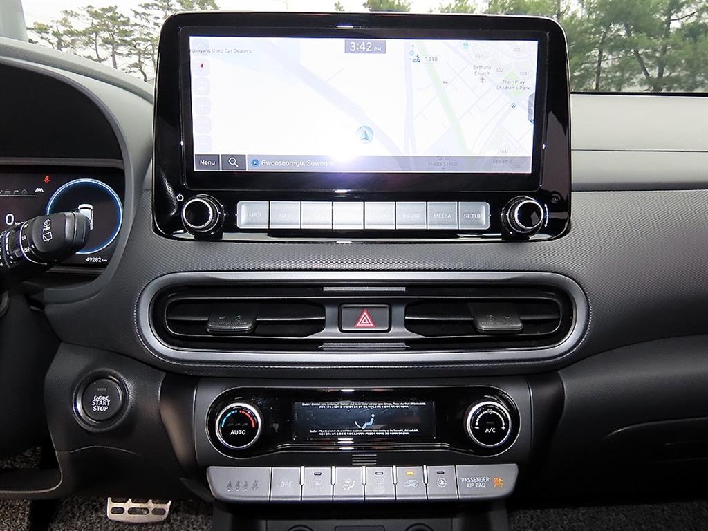 HYUNDAI Kona - Vista 12