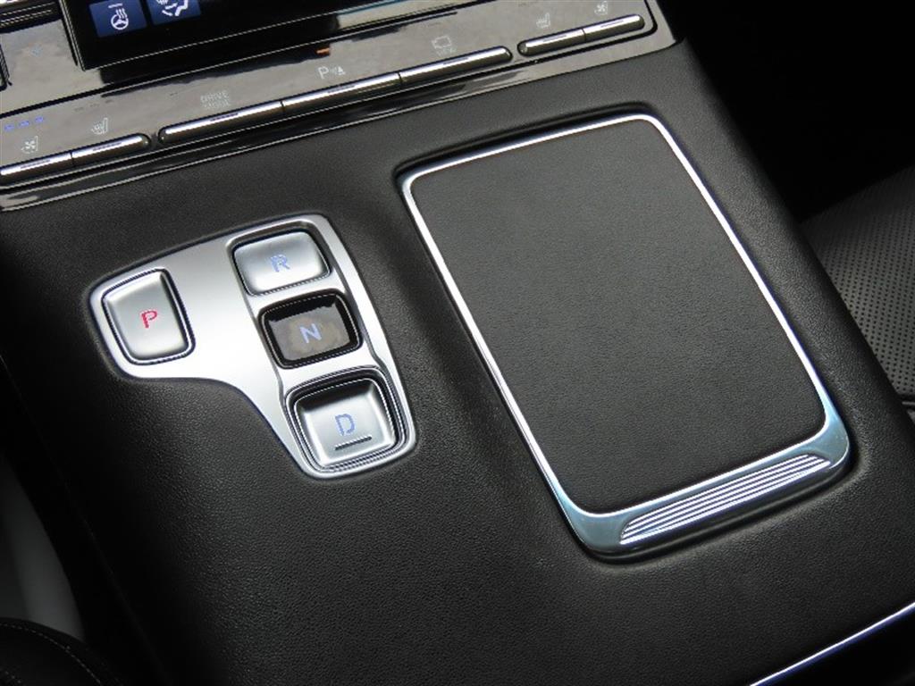 HYUNDAI Grandeur - Vista 11