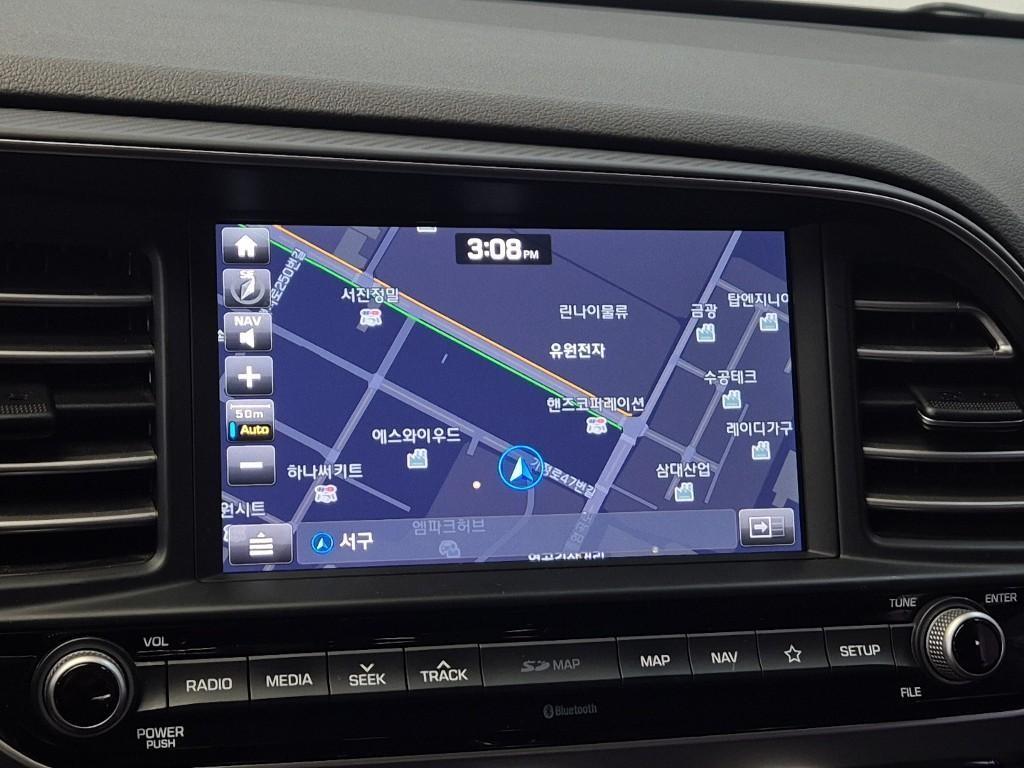 HYUNDAI Avante 2019 Blanco - Importación desde Corea - HF Imports Iquique - Foto 13