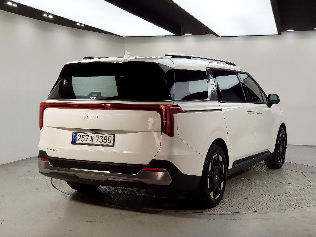 KIA Carnival - Vista 4