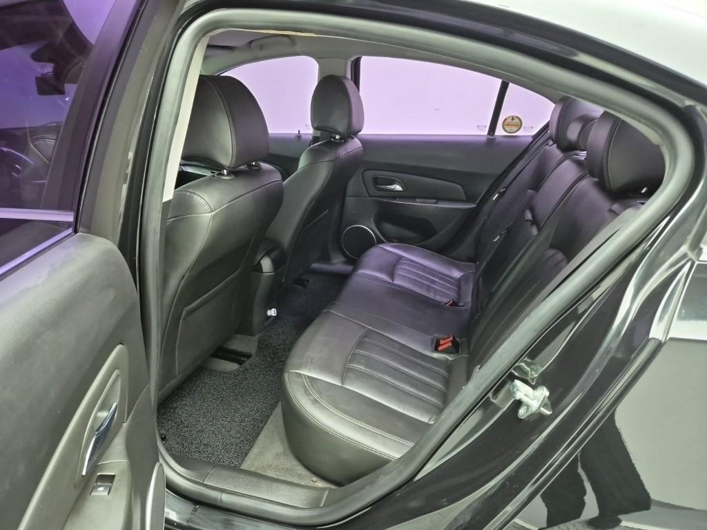 Chevrolet Cruise - Vista 12