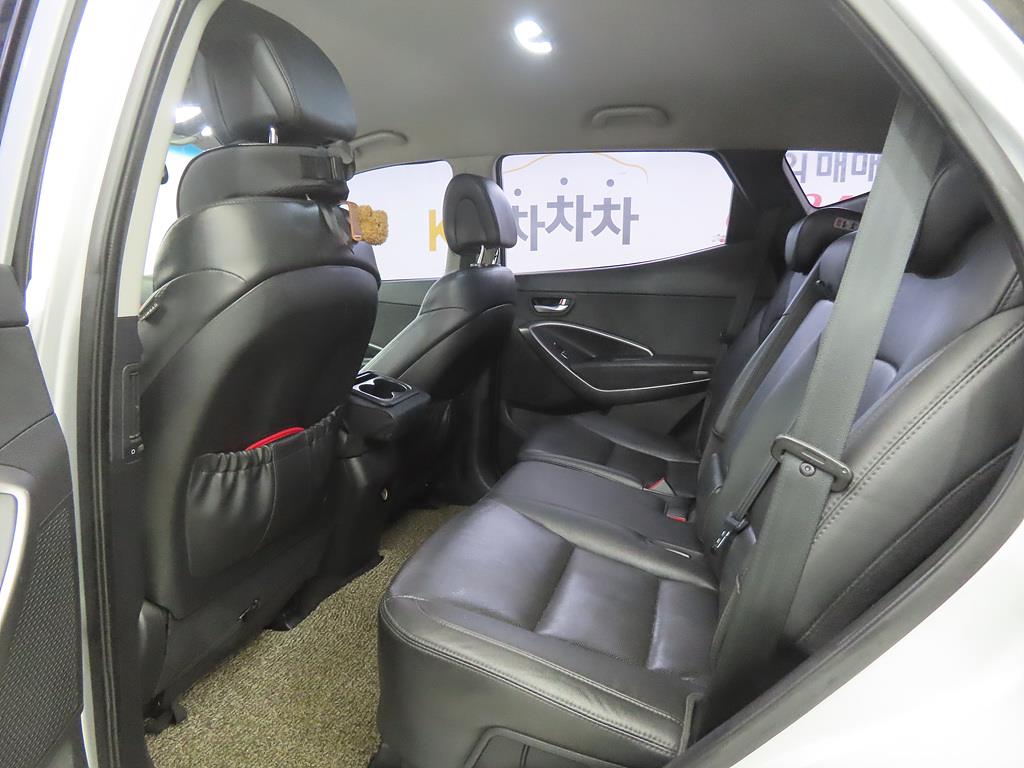 HYUNDAI Santa Fe - Vista 6