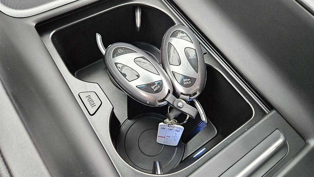 HYUNDAI Grandeur - Vista 12