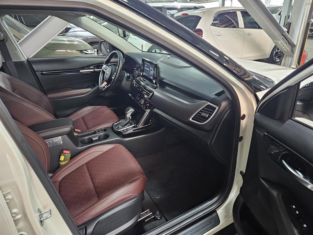 KIA Seltos - Vista 10