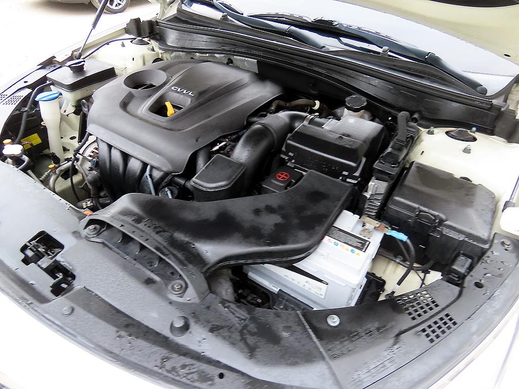 KIA K5 2016 Blanco - Importación desde Corea - HF Imports Iquique - Foto 19