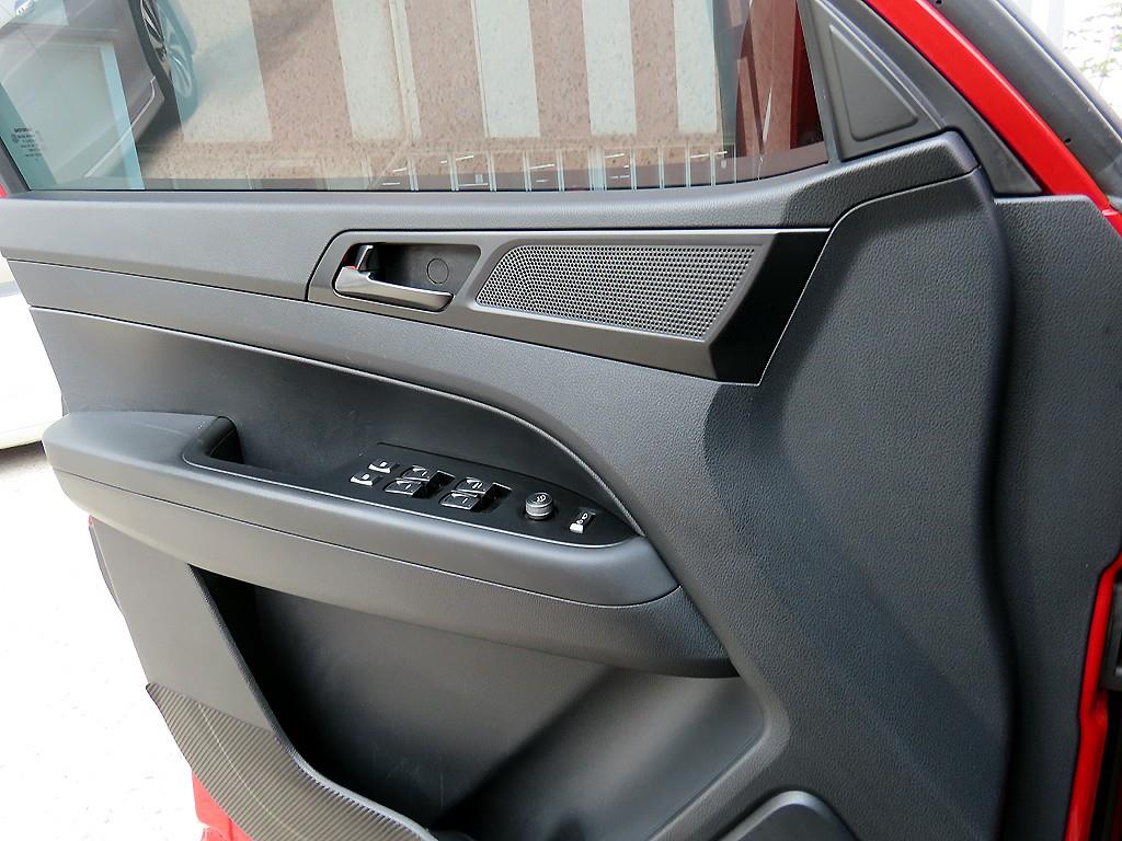 Ssangyong Rexton - Vista 11