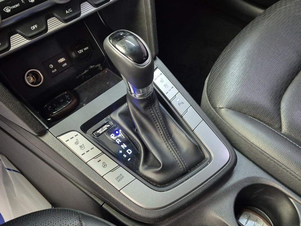 HYUNDAI Avante - Vista 8