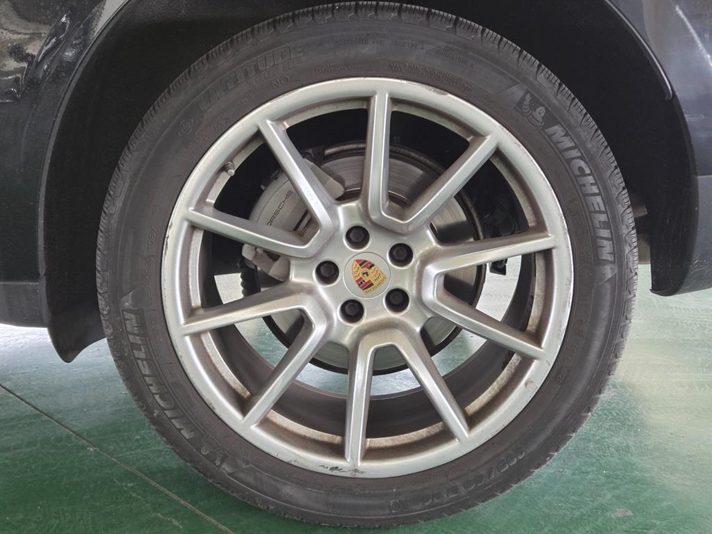 Porsche Macan 2017 Negro - Importación desde Corea - HF Imports Iquique - Foto 19