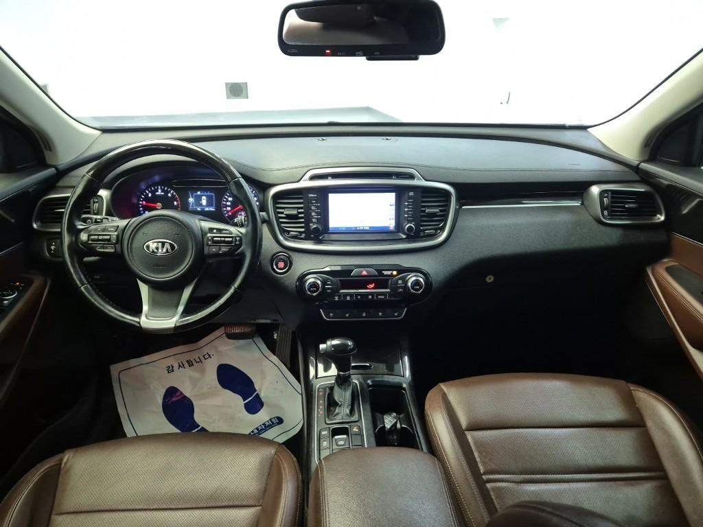 KIA Sorento - Vista 7