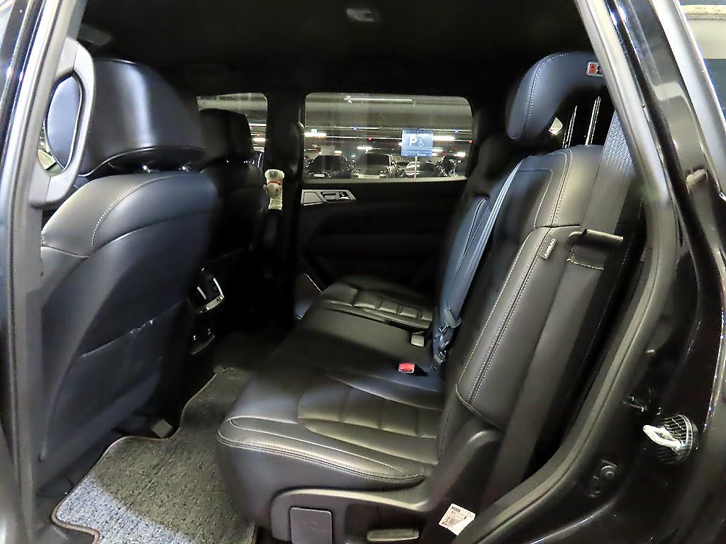 Ssangyong Rexton - Vista 7