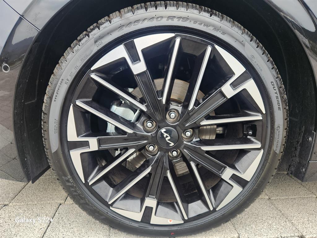 KIA K5 2026 Negro - Importación desde Corea - HF Imports Iquique - Foto 18