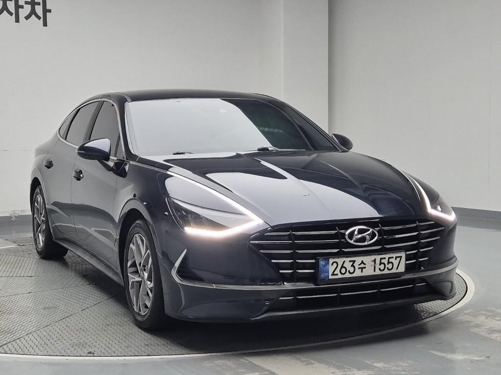 HYUNDAI Sonata - Vista 4