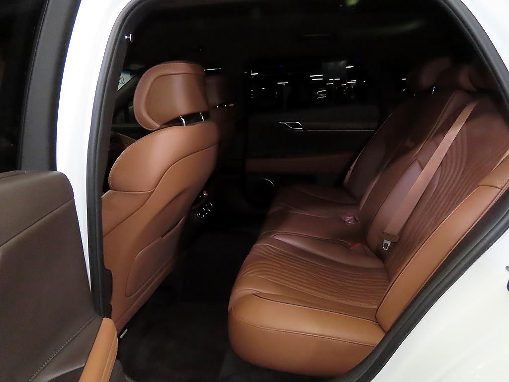 Genesis G80 - Vista 7