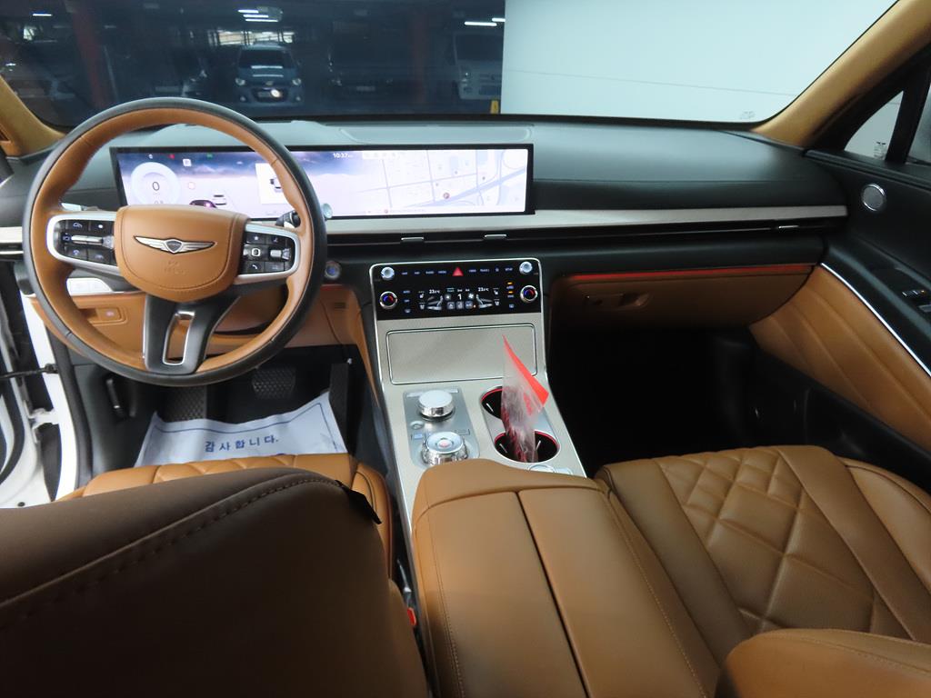 Genesis GV80 - Vista 7