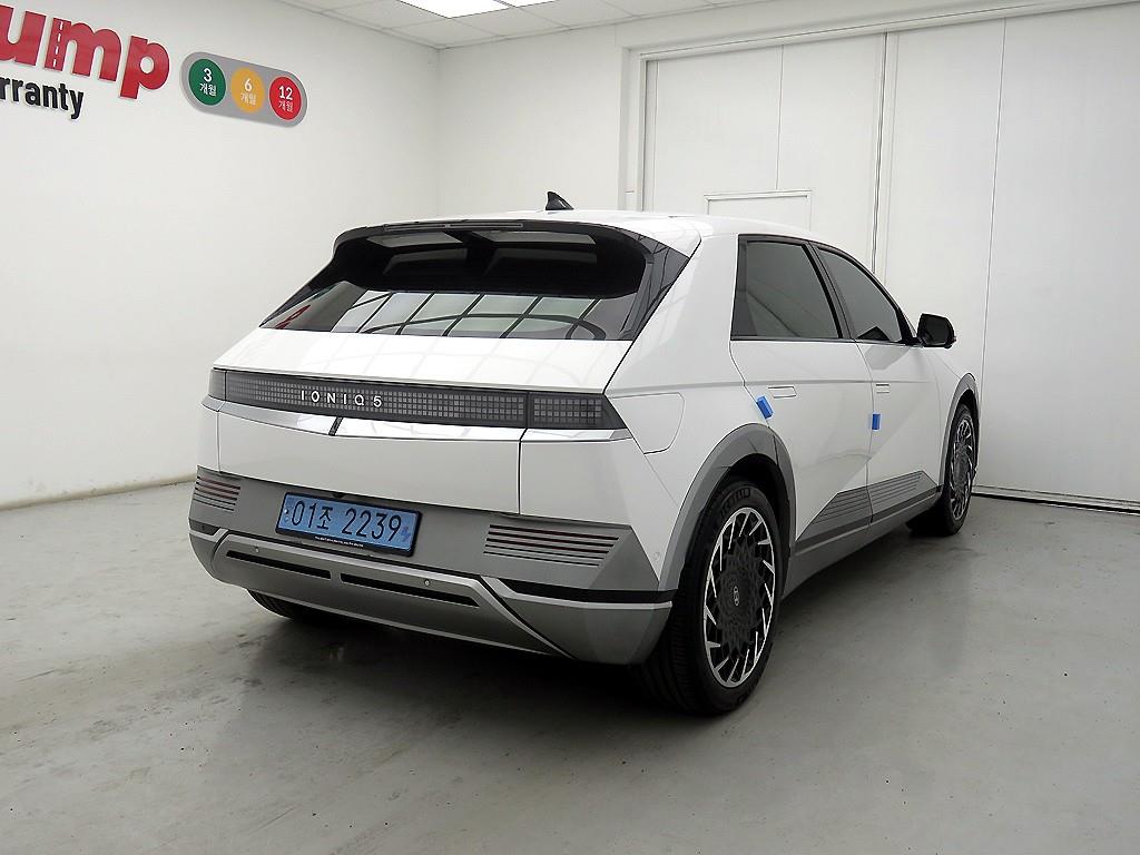 HYUNDAI Ioniq 5 - Vista 4