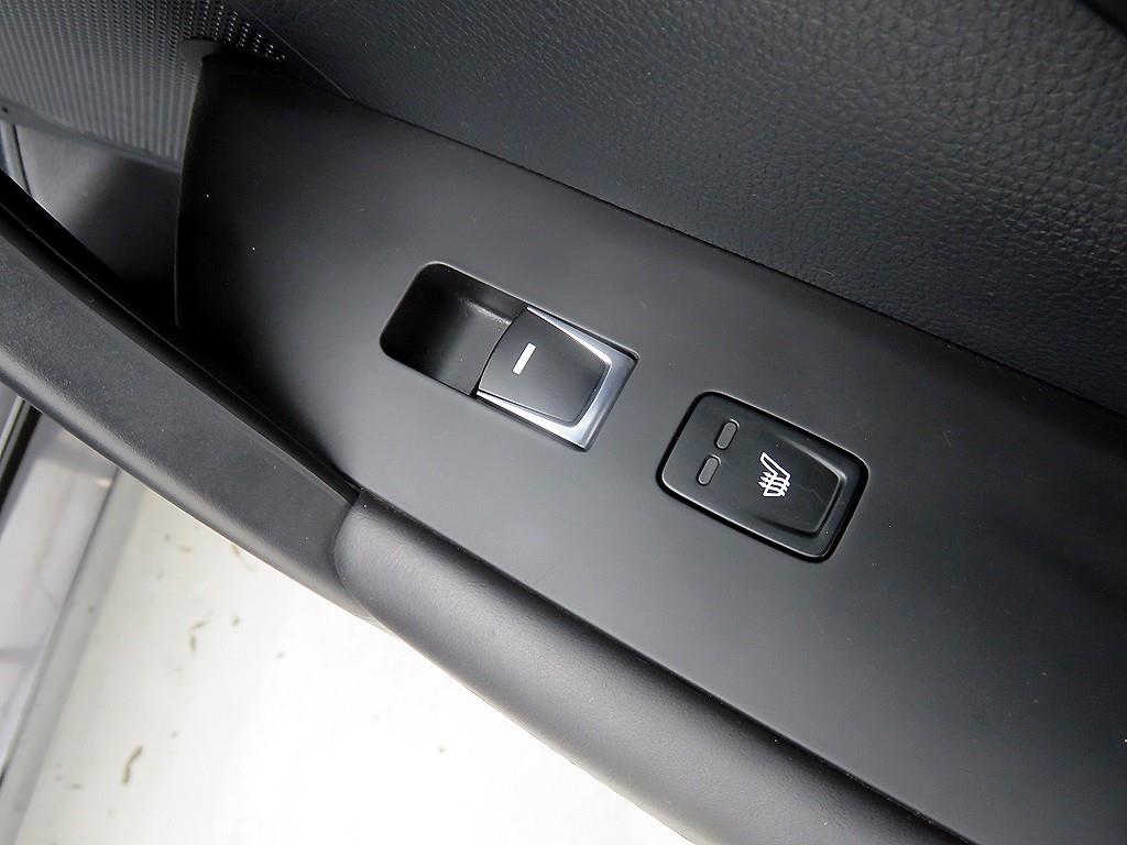 HYUNDAI Grandeur - Vista 9