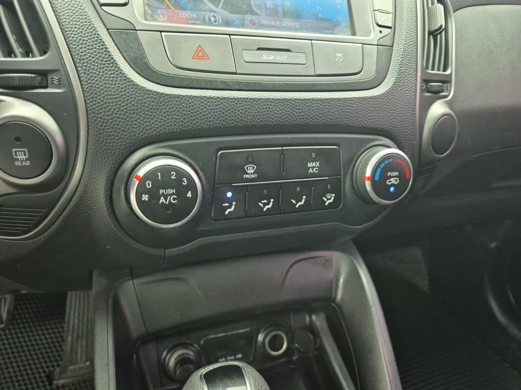 HYUNDAI Tucson - Vista 10