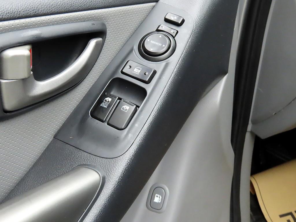 HYUNDAI Starex - Vista 11