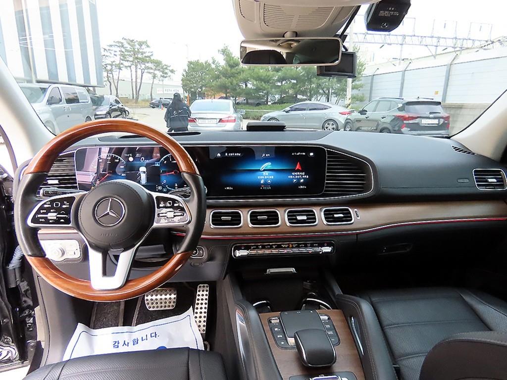 Mercedes Benz GLS Class - Vista 7