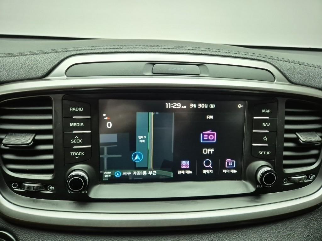 KIA Sorento - Vista 9