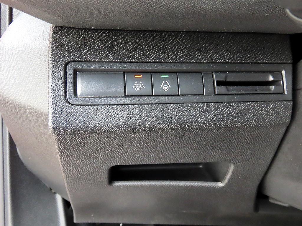 Peugeot 3008 - Vista 12