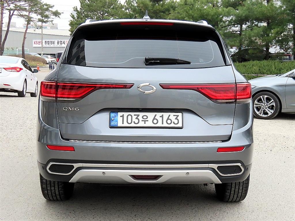 SAMSUNG QM6 - Vista 4