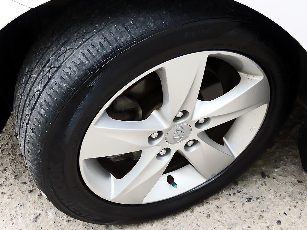 HYUNDAI Avante 2012 - Importación desde Corea - HF Imports Iquique - Foto 17